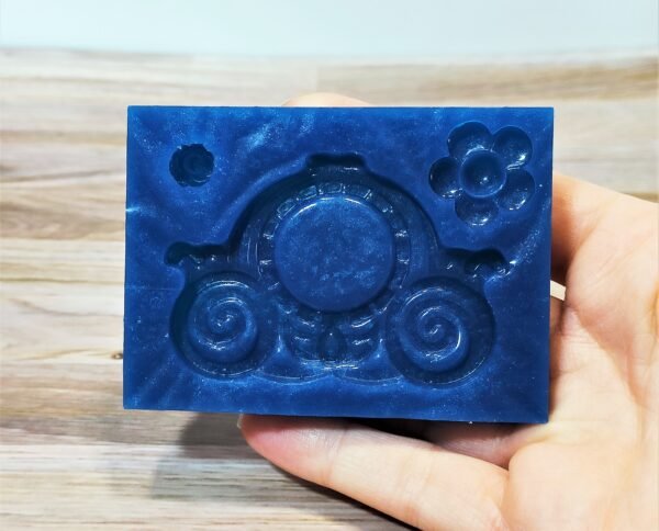 Stampo in silicone Carrozza Zucca Base Cameo per creazioni in resina e fimo - immagine 7