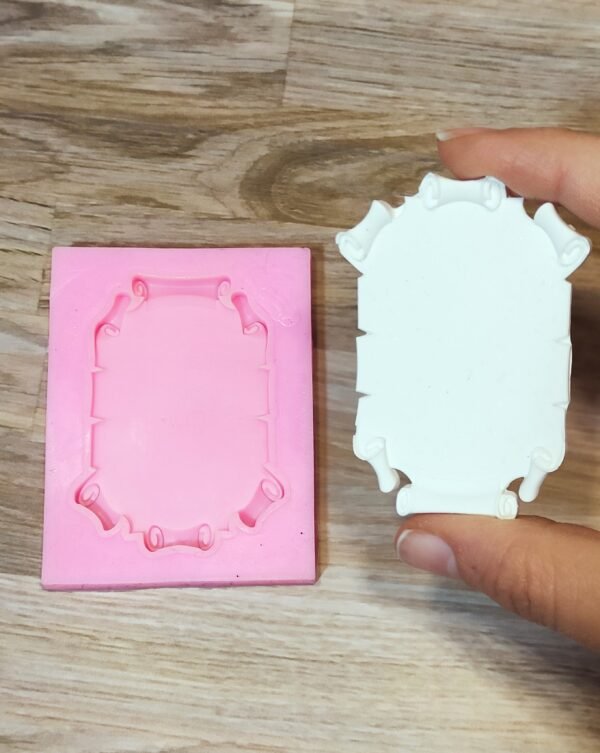 Stampo Pergamena in silicone per creazioni in resina, fimo e gesso