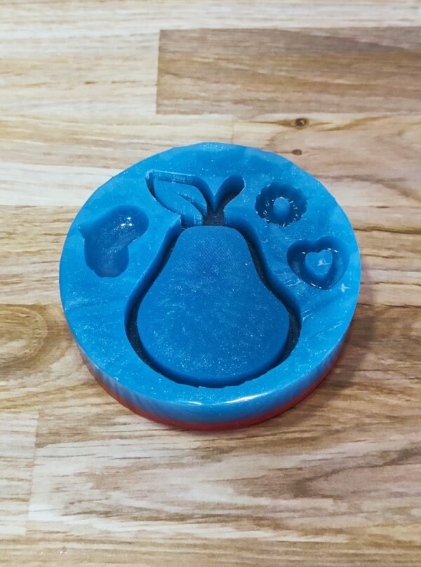 Stampo in silicone Frutta Pera shaker per creazioni in resina e resina uv - immagine 3