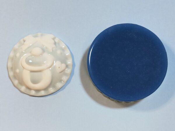 Stampo in silicone Ciuccio Bambino Medaglione con fiocco per creazioni in resina, fimo e gesso - immagine 5