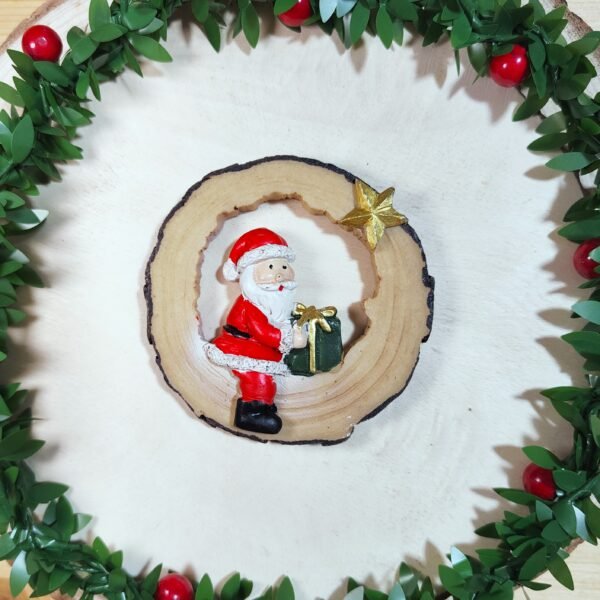 Stampo in silicone Babbo Natale su tronco per decorazioni e creazioni in resina e gesso - immagine 4