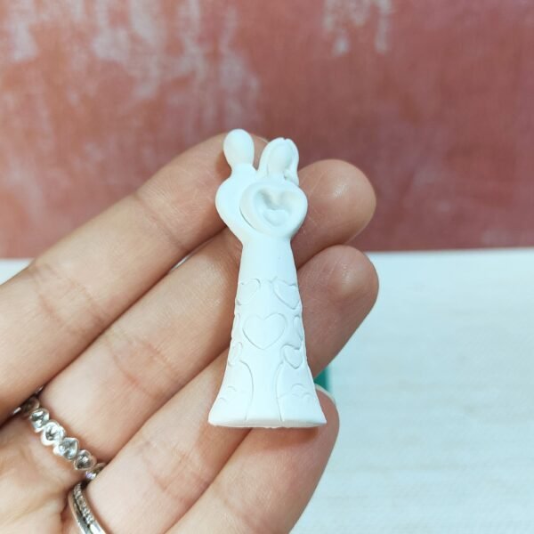 Stampo Coppia di Sposi stilizzati in silicone 4 CM per creazioni in resina, gesso, cera, paste polimeriche e sapone - immagine 2