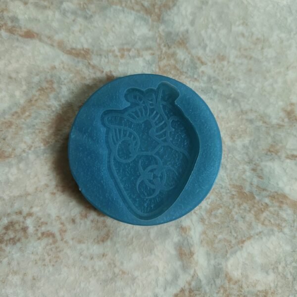 Stampo Cuore Anatomico 4x6CM in silicone per creazioni in resina, gesso, cera, sapone e paste polimeriche - immagine 2