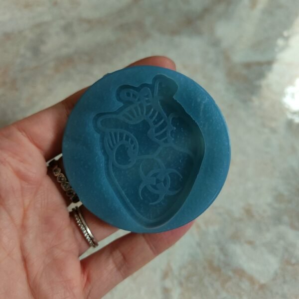Stampo Cuore Anatomico 4x6CM in silicone per creazioni in resina, gesso, cera, sapone e paste polimeriche - immagine 7