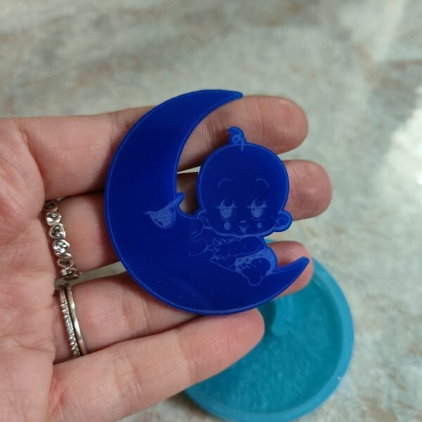 Stampo Bebè su luna in silicone 5 CM per creazioni in resina, paste polimeriche, gesso, cera e sapone - immagine 2