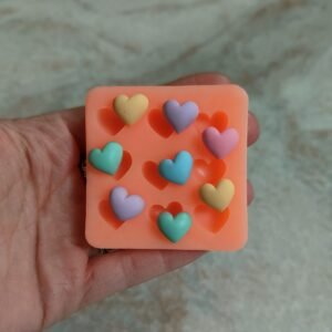 Stampo Cuoricini Bombati 9pz 1,3 CM in silicone per creazioni in resina, gesso, paste polimeriche, cera, candele