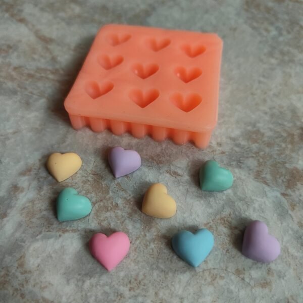 Stampo Cuoricini Bombati 9pz 1,3 CM in silicone per creazioni in resina, gesso, paste polimeriche, cera, candele - immagine 8