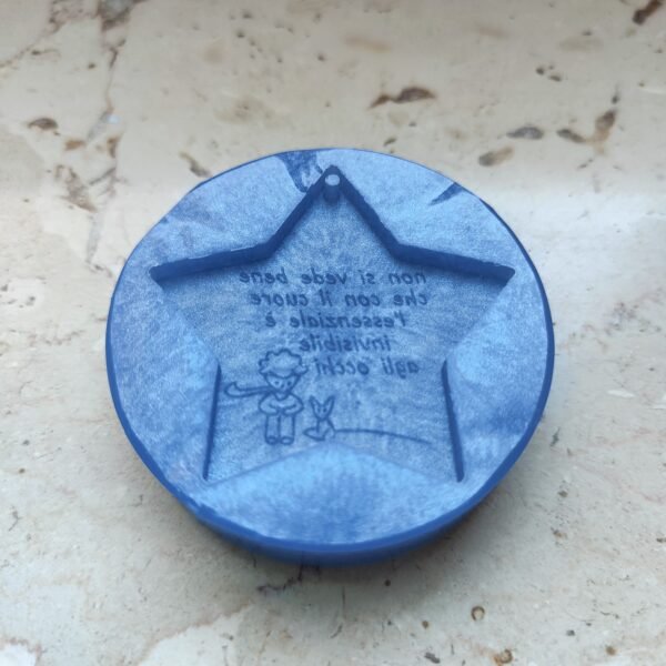 Stampo Piccolo Principe stella con frase 5 CM in silicone per creazioni in resina, gesso, paste polimeriche, cera e sapone - immagine 3