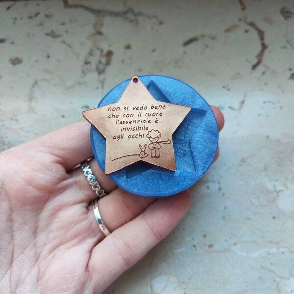 Stampo Piccolo Principe stella con frase 5 CM in silicone per creazioni in resina, gesso, paste polimeriche, cera e sapone - immagine 6
