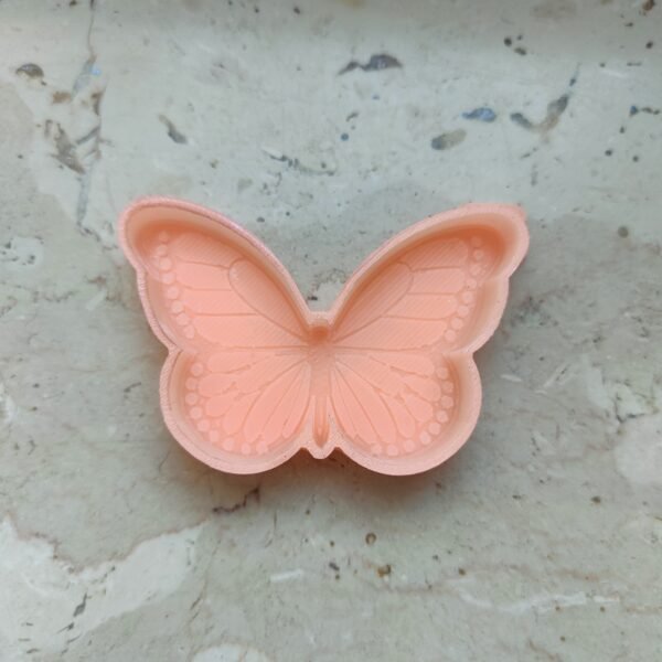 Stampo Farfalla 6x4 cm in silicone per creazioni in resina, gesso, sapone, cera e paste polimeriche - immagine 2