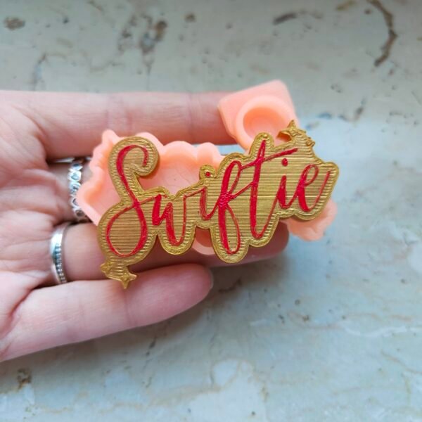 Stampo Swiftie in silicone 7x4 CM per creazioni in resina, gesso, paste polimeriche - immagine 5