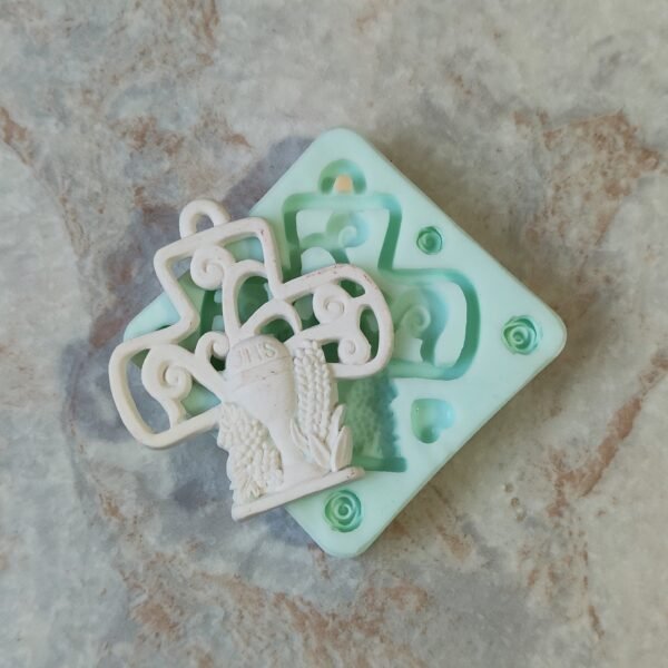 Stampo Croce con Calice Comunione in silicone 8 CM per creazioni in resina, gesso, sapone, cera e paste polimeriche
