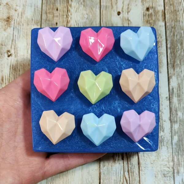 Stampo Cuori Sfaccettati 3D 9pz 3CM in silicone per creazioni in resina, gesso, sapone, cera e paste polimeriche