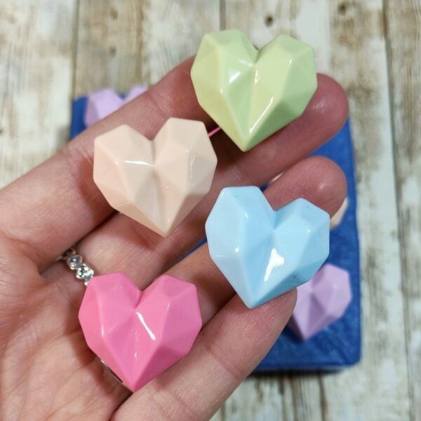 Stampo Cuori Sfaccettati 3D 9pz 3CM in silicone per creazioni in resina, gesso, sapone, cera e paste polimeriche - immagine 8