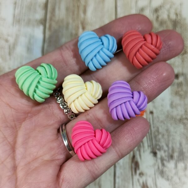 Stampo Cuori Gomitolo 10pz 2CM in silicone per creazioni in resina, gesso, sapone, cera e paste polimeriche - immagine 10