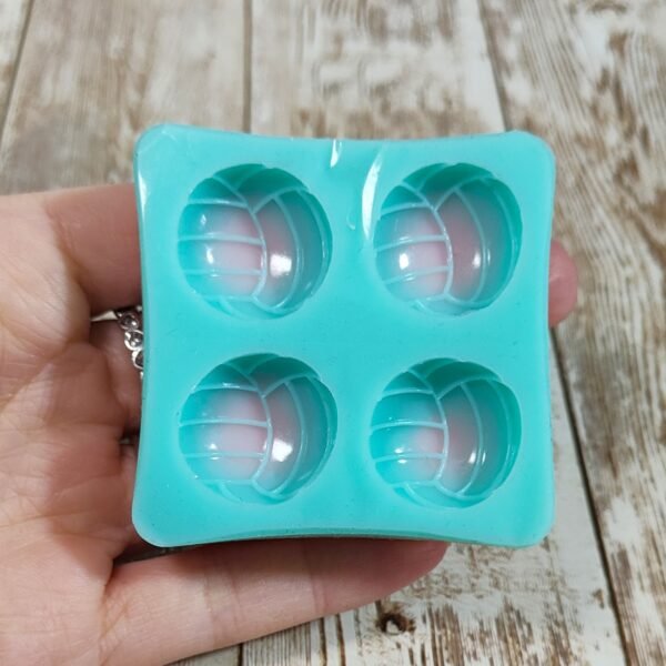 Stampo Palla da Pallavolo 4pz 2cm in silicone per creazioni in resina, gesso, sapone, cera e paste polimeriche - immagine 3
