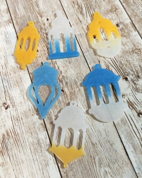 Stampo Lanterne 6pz 6x3cm in silicone per creazioni in resina, gesso, sapone, cera e paste polimeriche - immagine 3