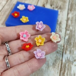 Stampo Fiori di Giglio 3D 10pz 2cm in silicone per creazioni in resina, gesso, sapone, cera e paste polimeriche