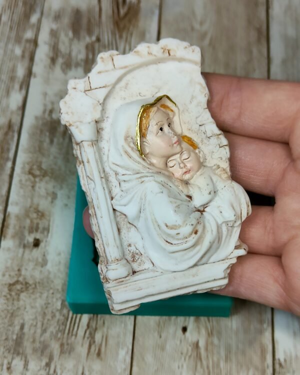 Stampo Natività su colonna 5x8 CM in silicone per creazioni in resina, gesso, paste polimeriche, sapone e cera - immagine 6
