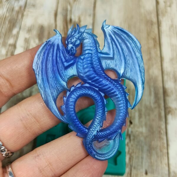 Stampo Drago con ali in silicone 7x5cm per creazioni in resina e fimo - immagine 6