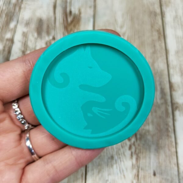 Stampo Cane e Gatto Yin e Yang in silicone 5cm per creazioni in resina, gesso, paste polimeriche, sapone e cera - immagine 3