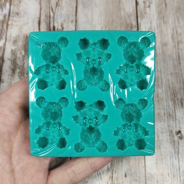 Stampo Orsetti con Fiocco 3 CM 6pz in silicone per creazioni in resina, paste polimeriche, gesso, sapone e cera - immagine 9