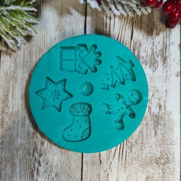 Stampo Biscotti di Natale in silicone 5pz 2,5cm per creazioni in resina, gesso, paste polimeriche, sapone e cera - immagine 4