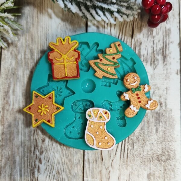 Stampo Biscotti di Natale in silicone 5pz 2,5cm per creazioni in resina, gesso, paste polimeriche, sapone e cera - immagine 5