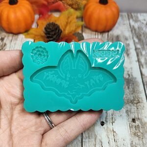 Stampo Pipistrello con scritta Stay Spooky in silicone 5cm per creazioni in resina, gesso, paste polimeriche, sapone e cera