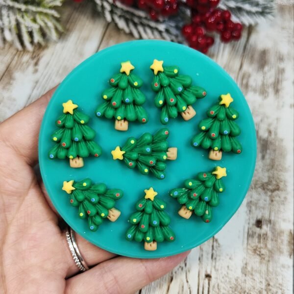Stampo Albero di Natale 8pz 2cm in silicone per creazioni in resina, gesso, paste polimeriche, sapone e cera
