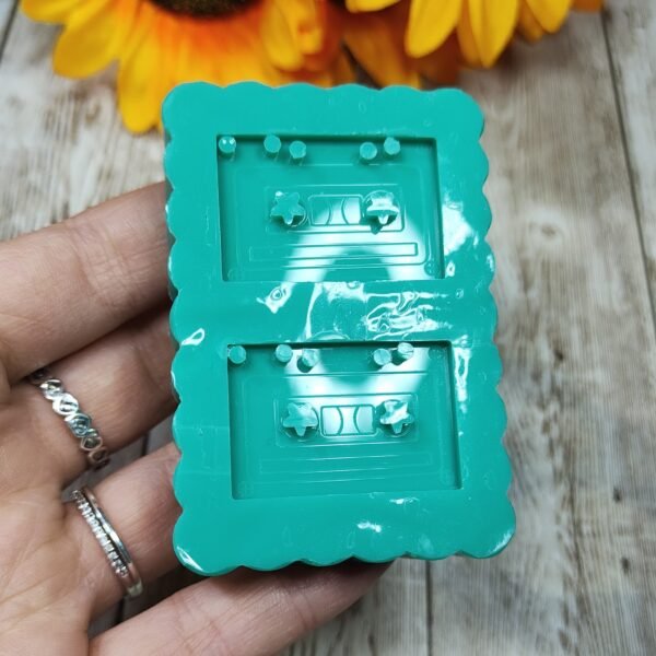 Stampo in silicone Cassetta a nastro per creazioni in resina e fimo - immagine 5