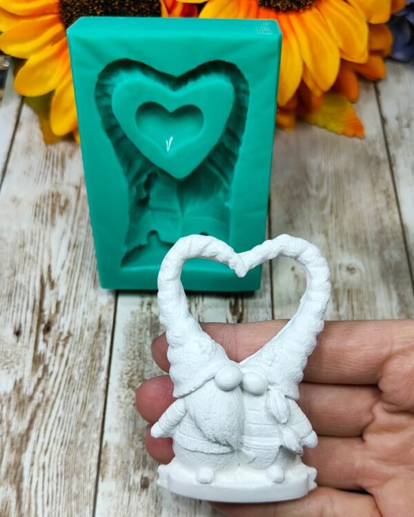 Stampo in silicone Coppia di Gnomi innamorati per creazioni in resina e gesso - immagine 5