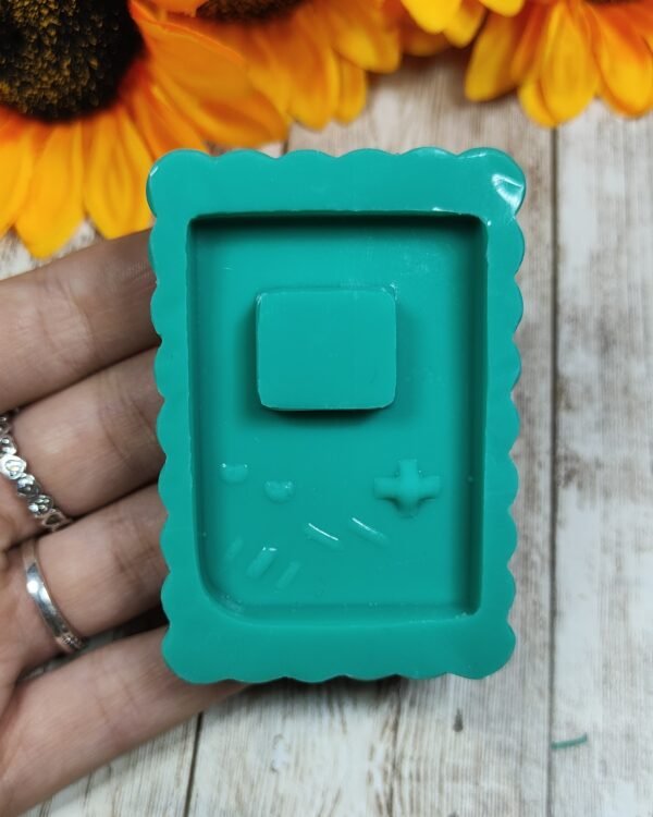 Stampo in silicone Gameboy videogiochi shaker per creazioni in resina e fimo
