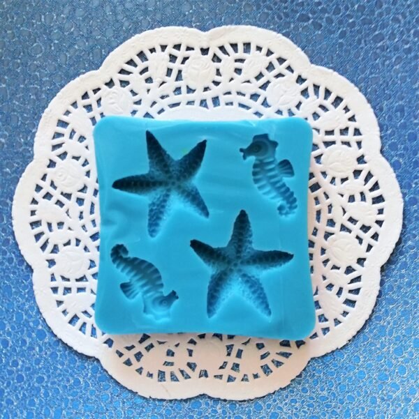 Stampo in silicone a tema marino, due cavallucci e due stelle marine per creazioni in resina e fimo - immagine 2