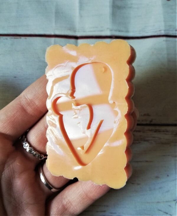 Stampo Mamma e figlio nascita 4cm in silicone per creazioni in resina, gesso, sapone, cera e paste polimeriche - immagine 5