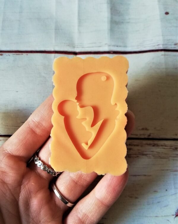 Stampo Mamma e figlio nascita 4cm in silicone per creazioni in resina, gesso, sapone, cera e paste polimeriche