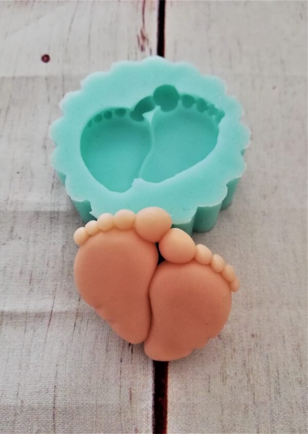 Stampo in silicone Piedini bimbo coppia per creazioni in resina e fimo - immagine 5