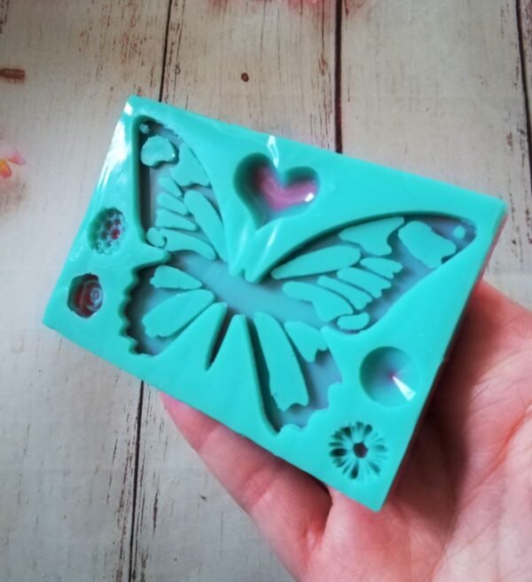 Stampo in silicone Farfalla grande per creazioni in resina e fimo - immagine 8