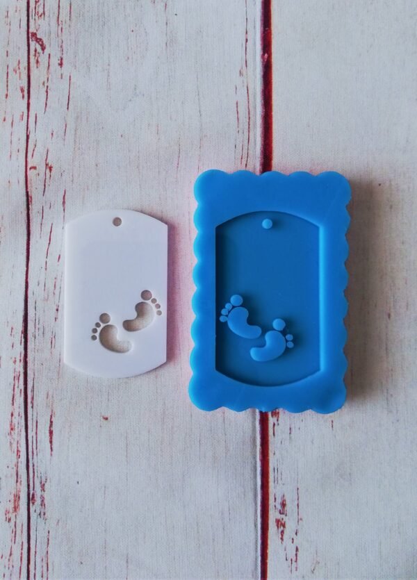 Stampo in silicone Targhetta con coppia di piedini per creazioni in resina e gesso - immagine 6
