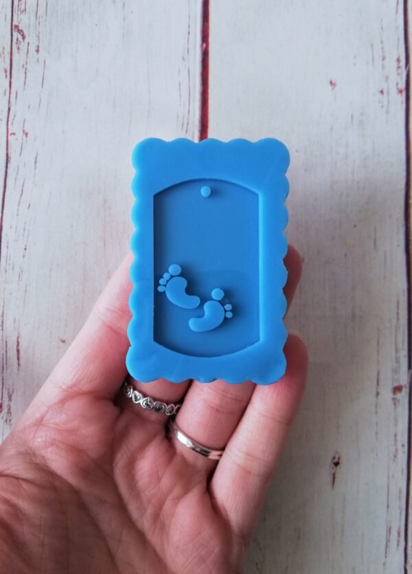 Stampo in silicone Targhetta con coppia di piedini per creazioni in resina e gesso - immagine 7