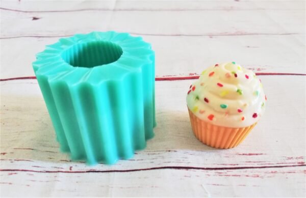 Stampo in silicone Cupcake dolcetto 3D per creazioni in resina e fimo - immagine 3