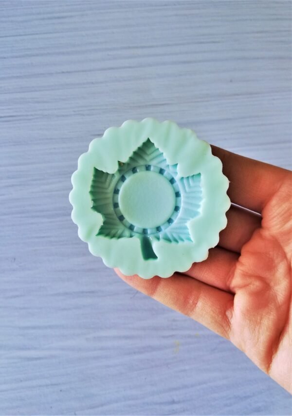 Stampo in silicone Foglia base cameo per creazioni in resina e fimo - immagine 9