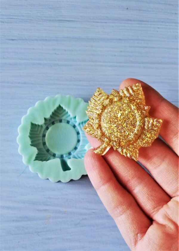 Stampo in silicone Foglia base cameo per creazioni in resina e fimo