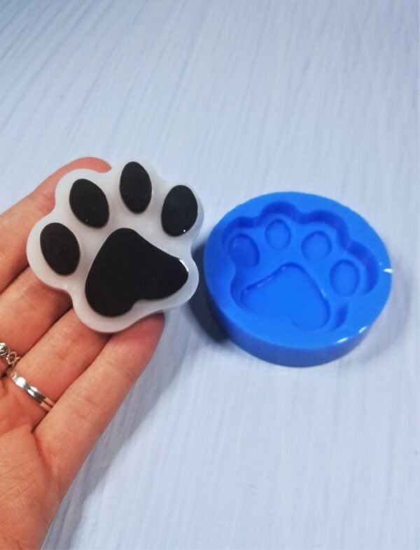 Stampo in silicone Zampa cane-gatto 5,5cm per creazioni in resina e fimo - immagine 8