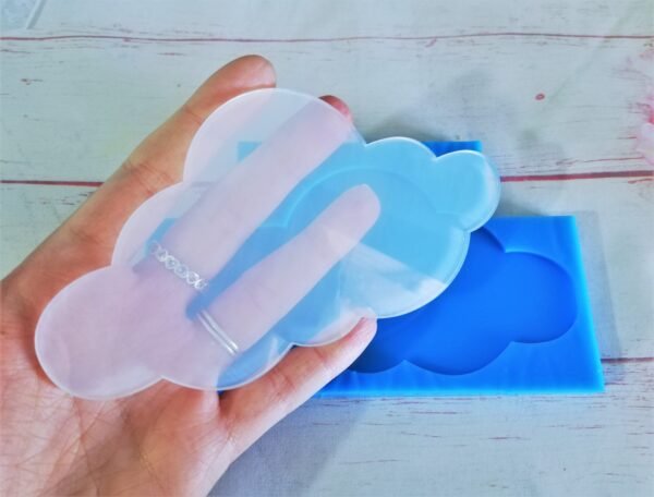 Stampo in silicone Nuvola Grande 15x8 cm per creazioni in resina - immagine 5