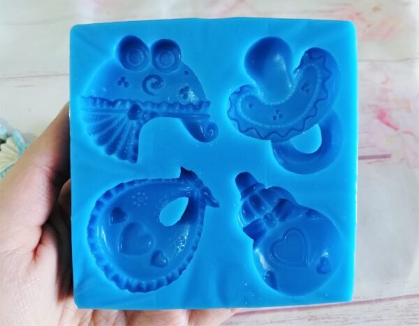 Stampo in silicone Biberon, Bavetta, Passeggino e Ciuccio per creazioni in resina e gesso - immagine 7